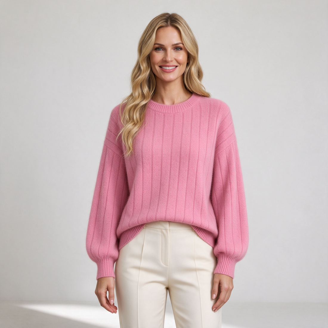 Women's pink cashmere crew neck jumper front view