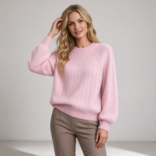 Women's light pink cashmere crew neck jumper
