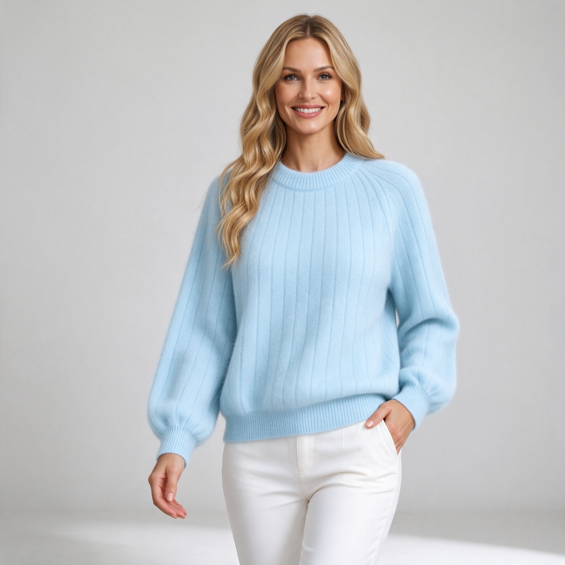 Women's light blue cashmere crew neck jumper