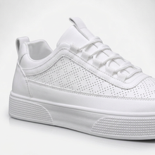 Men's Breathable Mesh Trainers in White – detail view