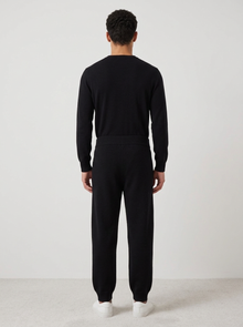 Men's Thick Knit Drawstring Joggers in Black – back view