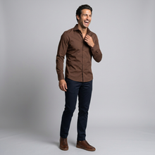 Men's Slim Fit Non-Iron Stretch Dress Shirt in Brown
