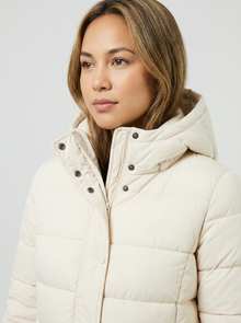Women's Long Quilted Puffer Coat in Cream – detail view