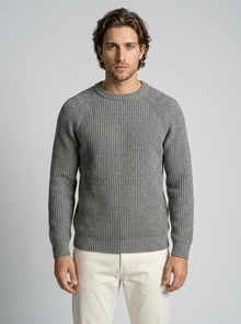 Men's Heavyweight Fisherman Rib Jumper in Grey – front view