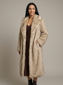 Women's Faux Fur Statement Coat – image 2