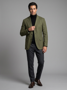 Men's Relaxed Linen Blend Blazer in Green – front view