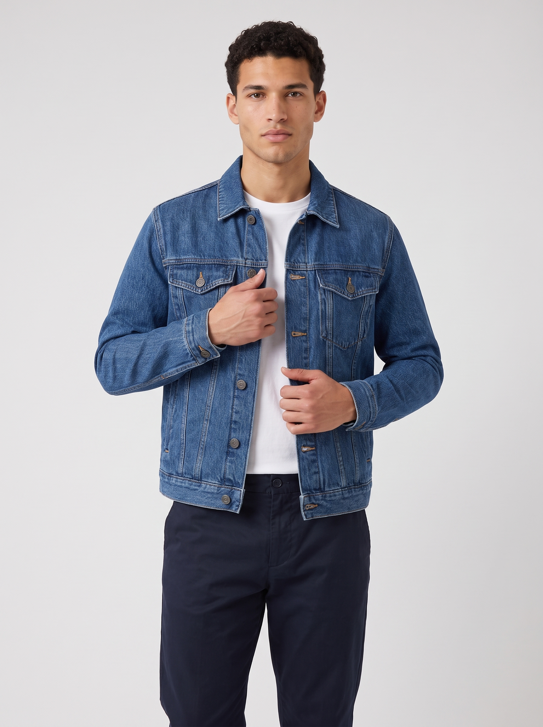 Men's Classic Denim Trucker Jacket in Blue