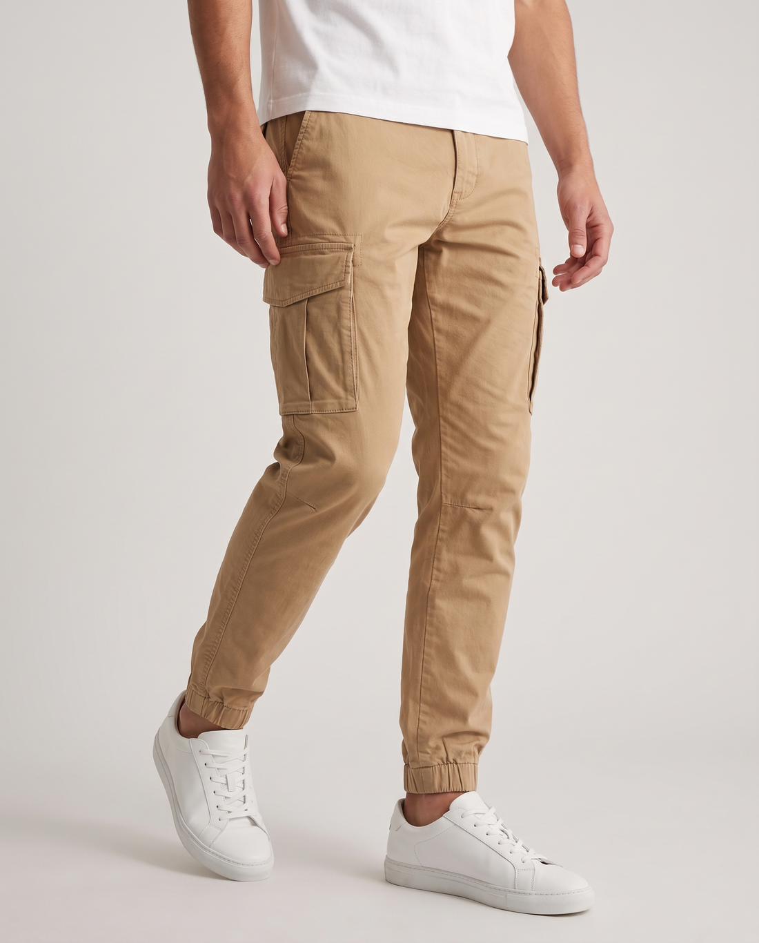 Men's Stretch Cotton Cargo Joggers in Desert Sand – front view