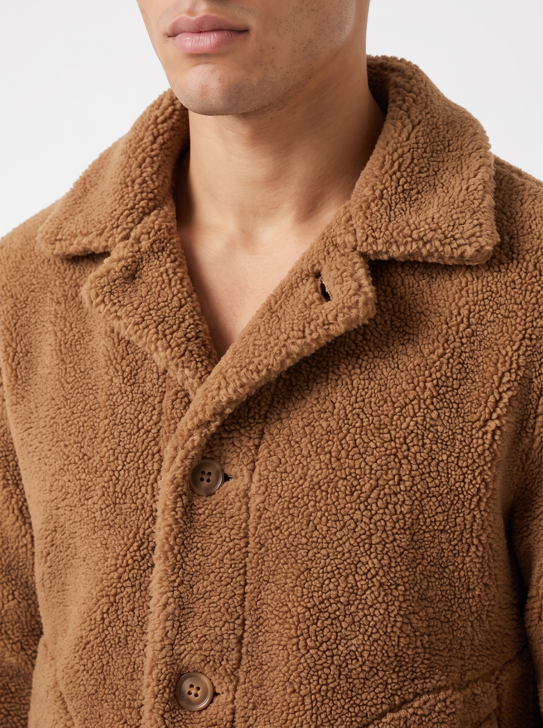 Men's Teddy Sherpa Jacket in Camel – close-up