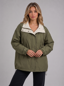 Women's Waterproof Windbreaker Jacket in Green – front view