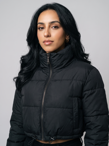 Women's Cropped Puffer Jacket in Black - collar and hem detail