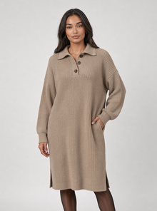 Women's knitted jumper dress in beige – three-quarter view