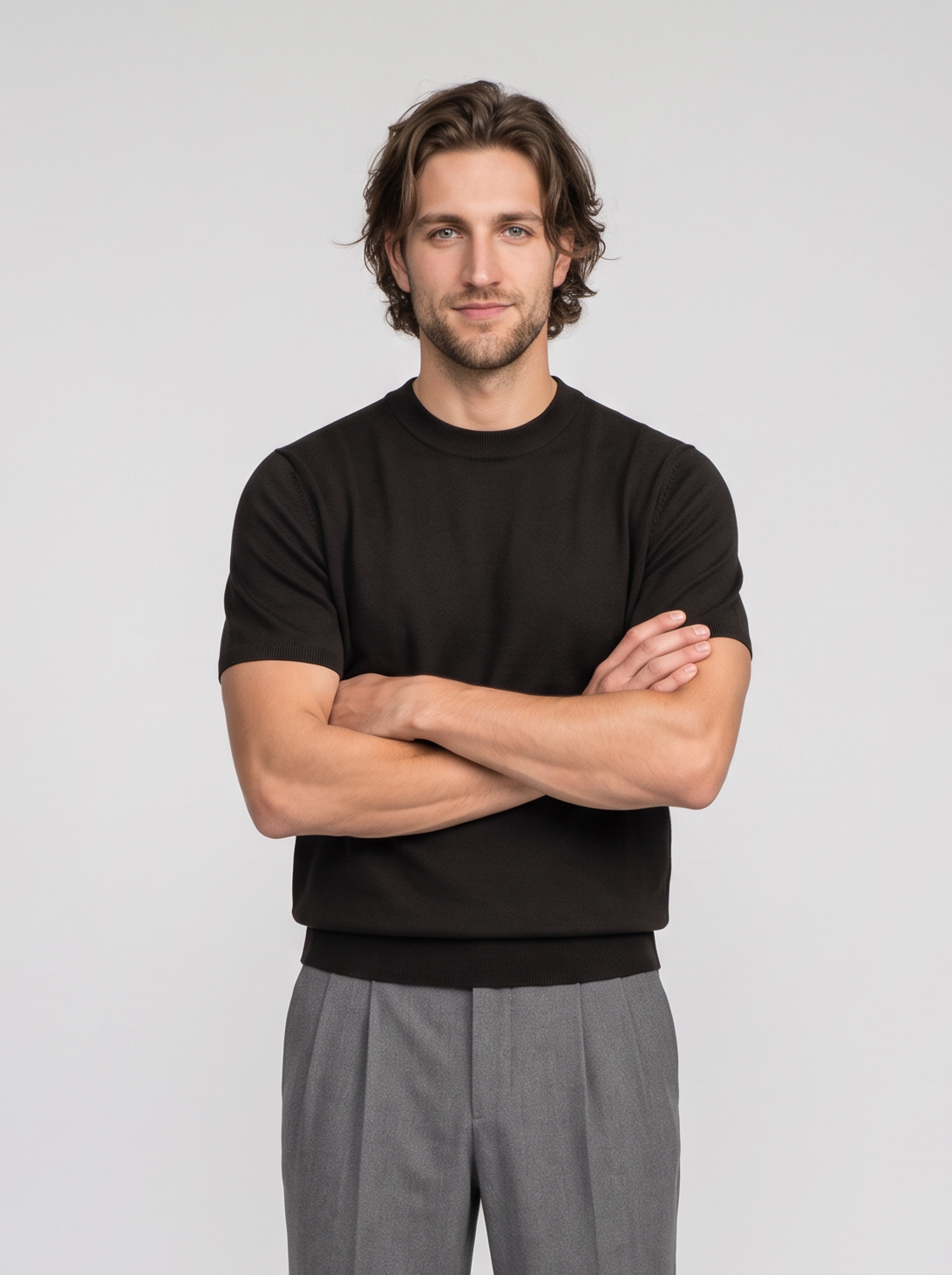 Men's dark brown short sleeve fine knit crew neck t-shirt