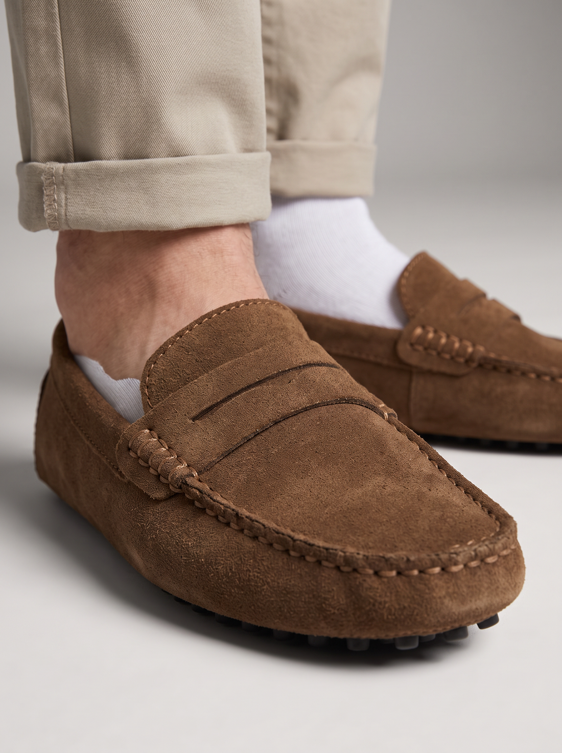 Men's Driving Loafers in Brown – close-up of suede-look texture and stitching