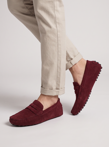 Men's Driving Loafers – Suede-Look Slip-On Moccasins in Burgundy
