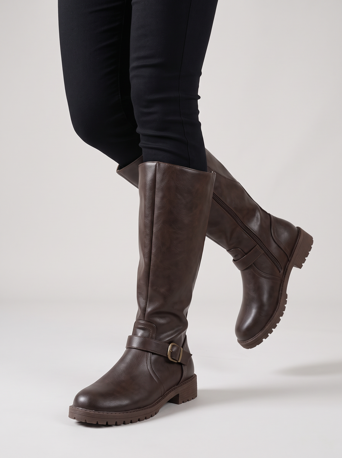Women's Heeled Boots – Retro Low Heel Boots in Dark Brown