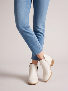 Women's Ankle Boots – Faux Leather Low Block Heel Boots with Zip in White