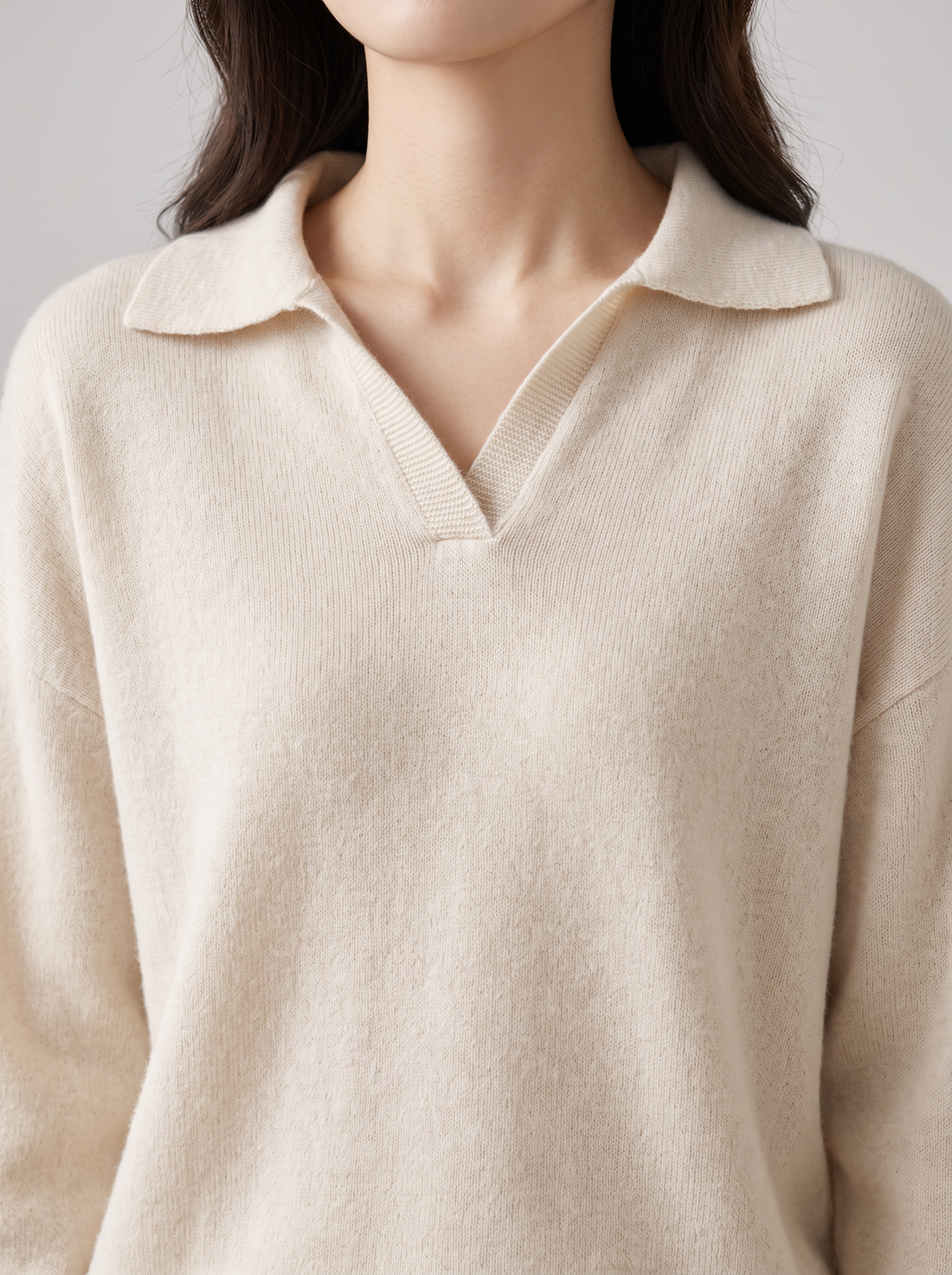 Women's Cashmere Co Ord Set – Knitted Polo Jumper & Wide Leg Trousers in Ivory – close-up of polo collar and knit