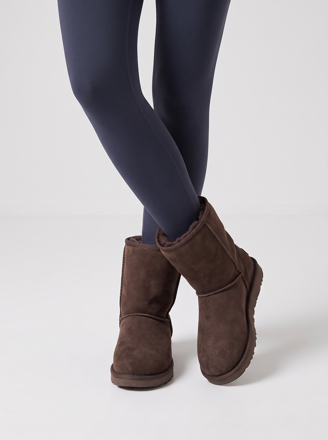 Women's Snow Boots – Plush Lined Mid-Calf Winter Boots in Chocolate