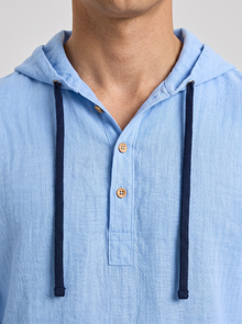 Men's Linen Hooded Henley Shirt in Light Blue – placket close-up