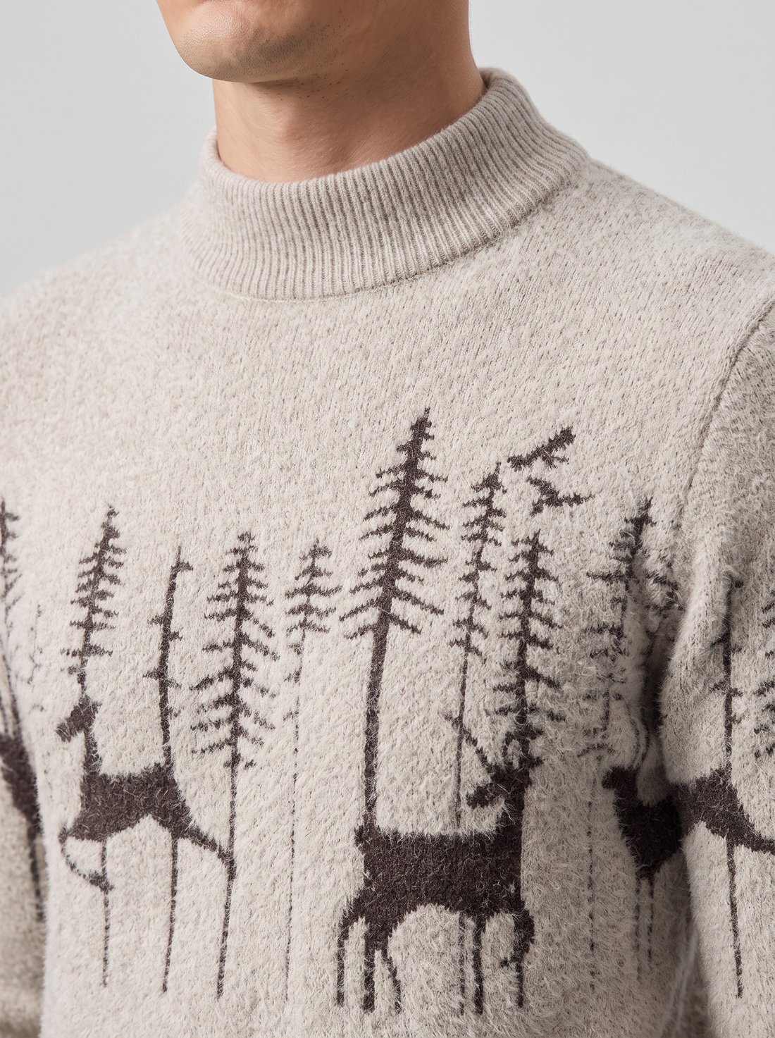 Men's Reindeer Christmas Jumper – knitted reindeer close-up
