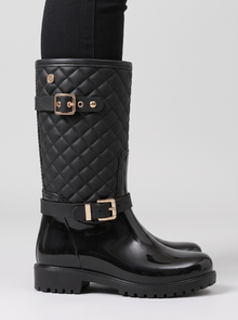 Women's Wellies – quilting, buckle and sole close-up
