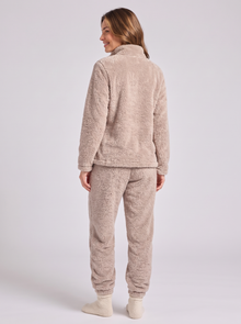 Sherpa lounge set – back view