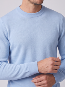 Men's Merino Wool Jumper – fine knit close-up