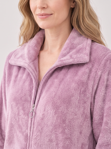 Women's Zip-Up Fleece Dressing Gown – collar, zip and fleece close-up