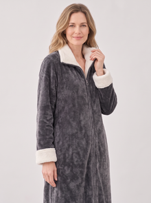 Women's Zip-Up Fleece Dressing Gown in Light Grey