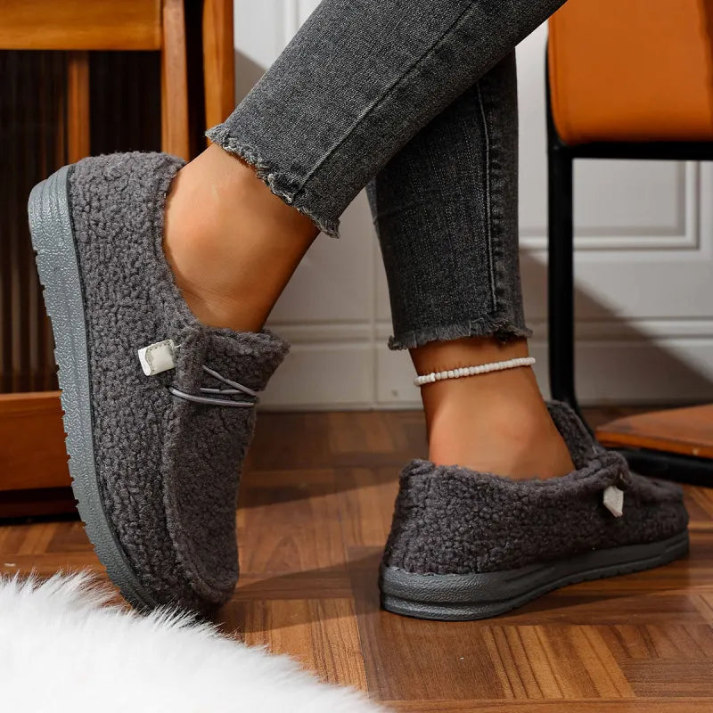 Women's Teddy Fleece Slippers in Grey
