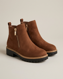 Women's waterproof orthopaedic ankle boots in brown
