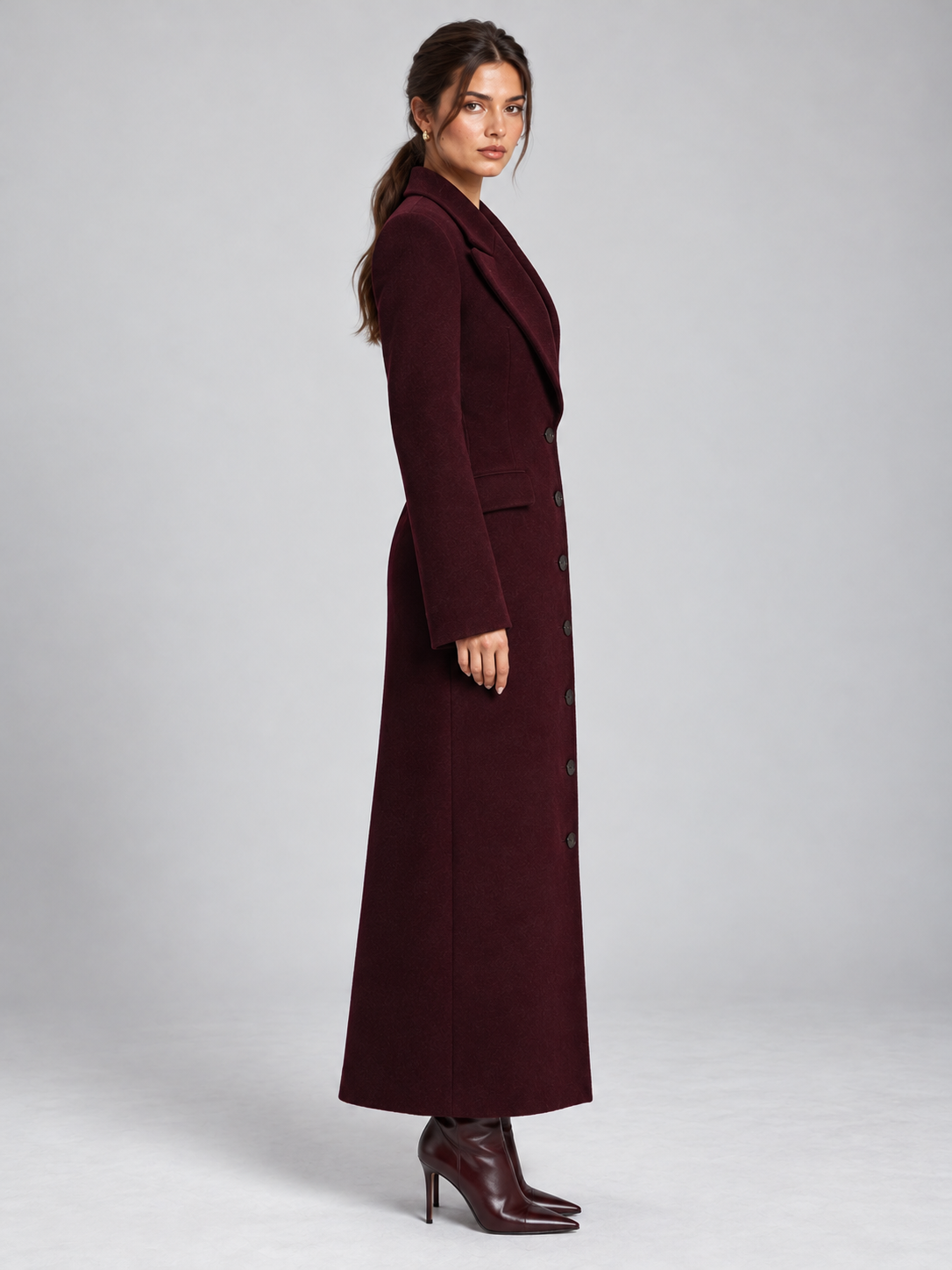 Women's tailored longline wool coat in burgundy – side